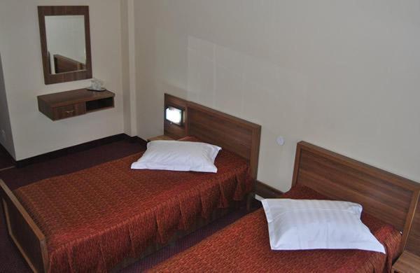 Hotel Iasicon Lacu Roșu Habitación foto